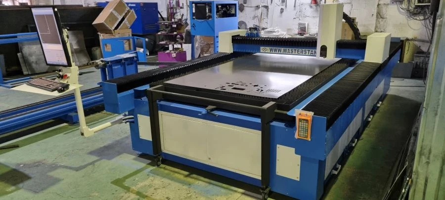 CNC laser metal cutting machine