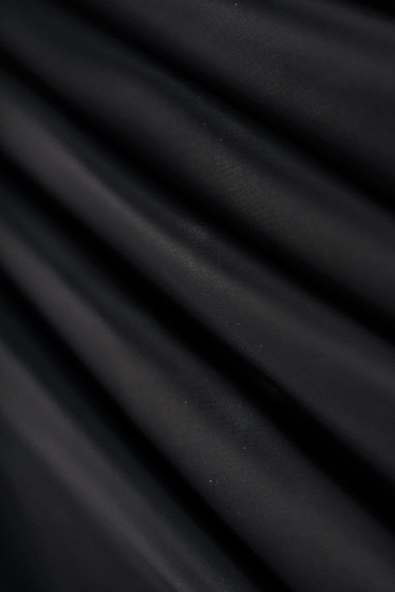Polyamide Uglich calendered fabric with water-repellent finish, article no. 220.50040