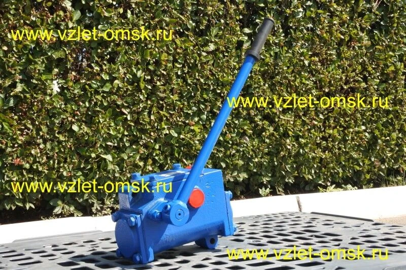 Manual pump "Irtysh" R-0,8/30