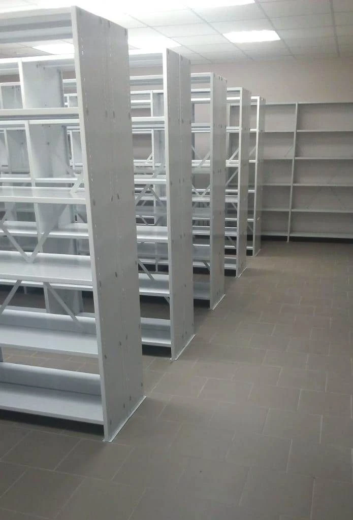 Stationary shelf rack