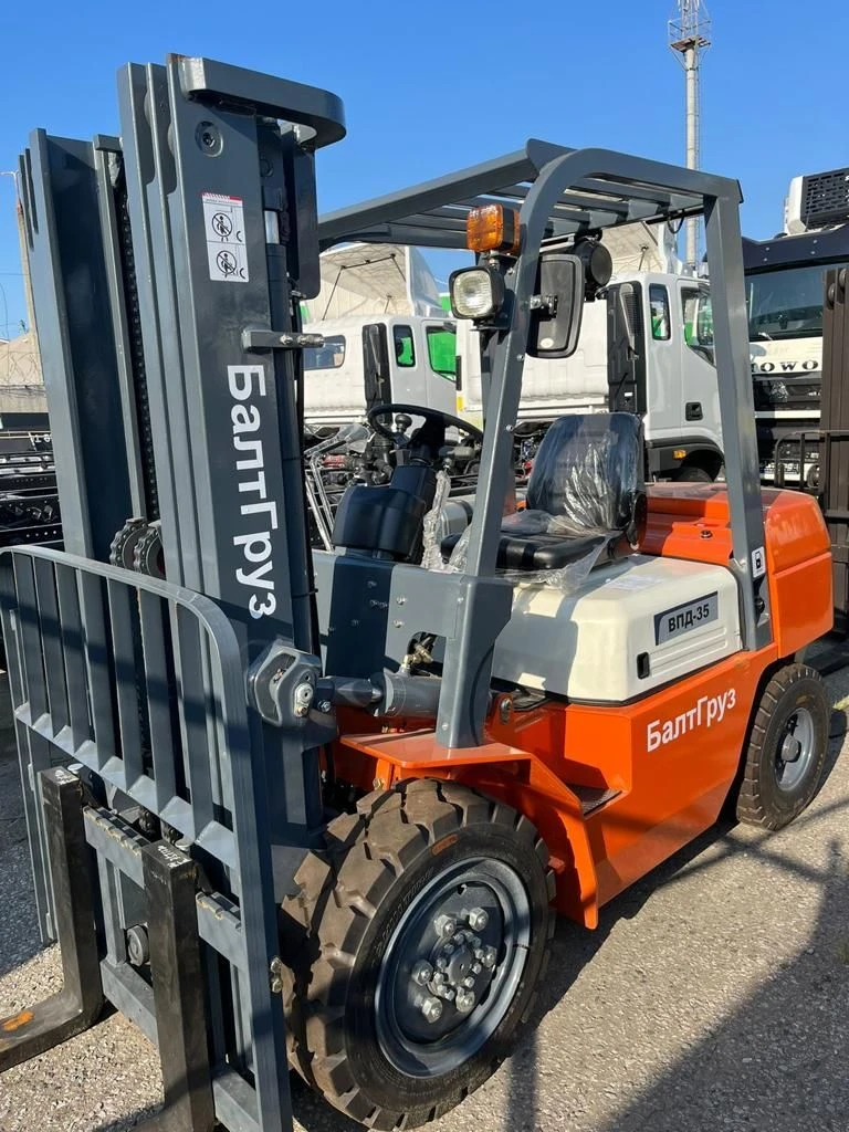 Forklift "Baltgruz", model VPD-35
