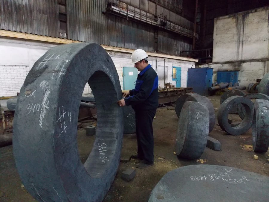 Discs, discs with hole