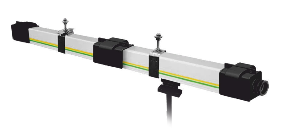 21-523-05 4/140A trolley busbar, 3 metres, 3.3mm section, with 4 busbars