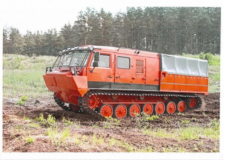 Tracked snowmobiler TTM 5906SO