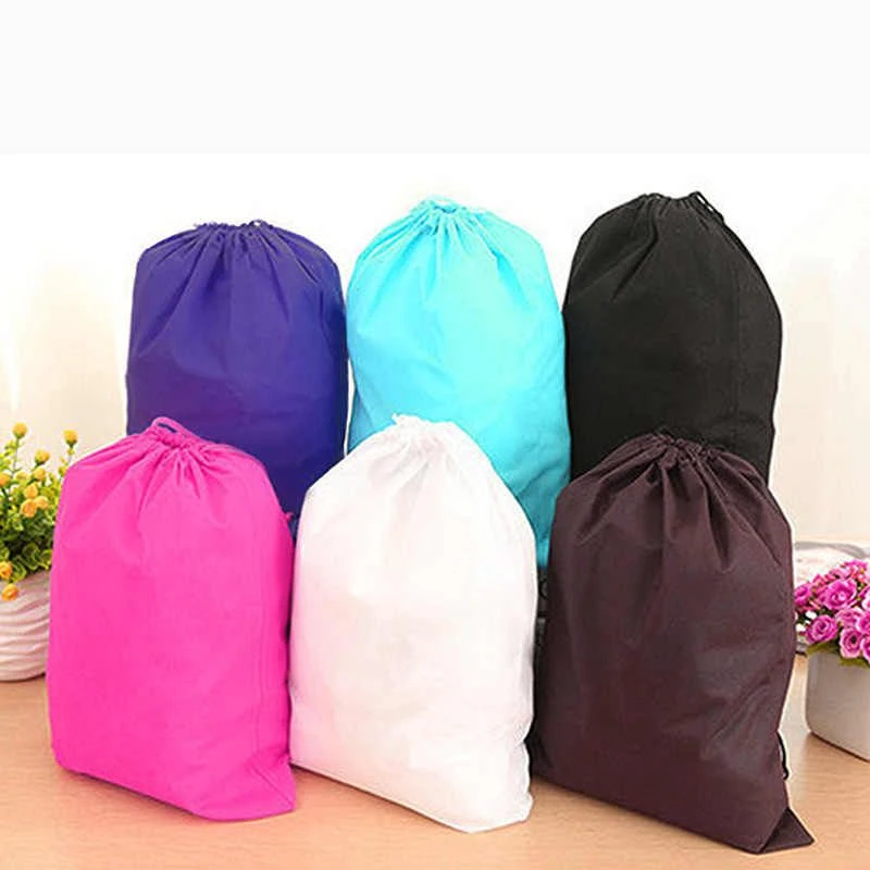 Storage bag made of multilayer moisture-proof fabric with polyurethane and/or polyvinylchloride coating. Trade mark