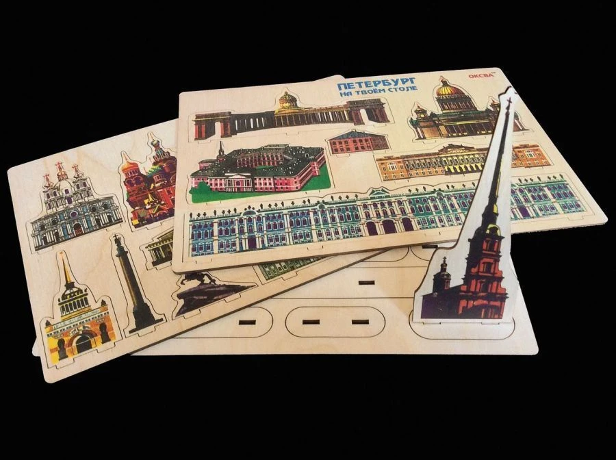 The game "St. Petersburg on the table"