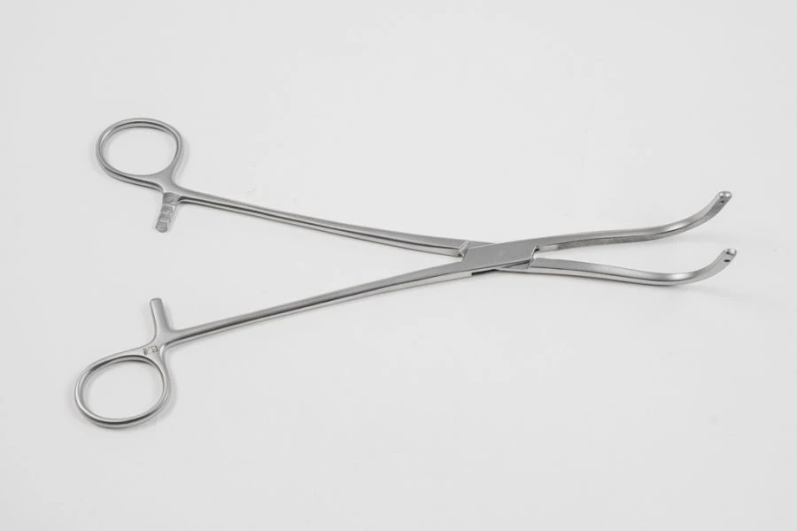 VZ-Z-4, Clamp for renal pedicle, radially curved, small, 230 mm
