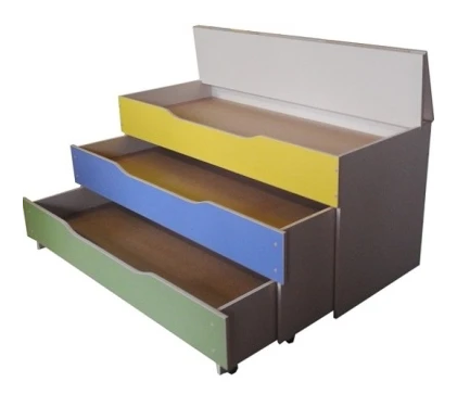 Three-tier bed with a roof art.S.01.09