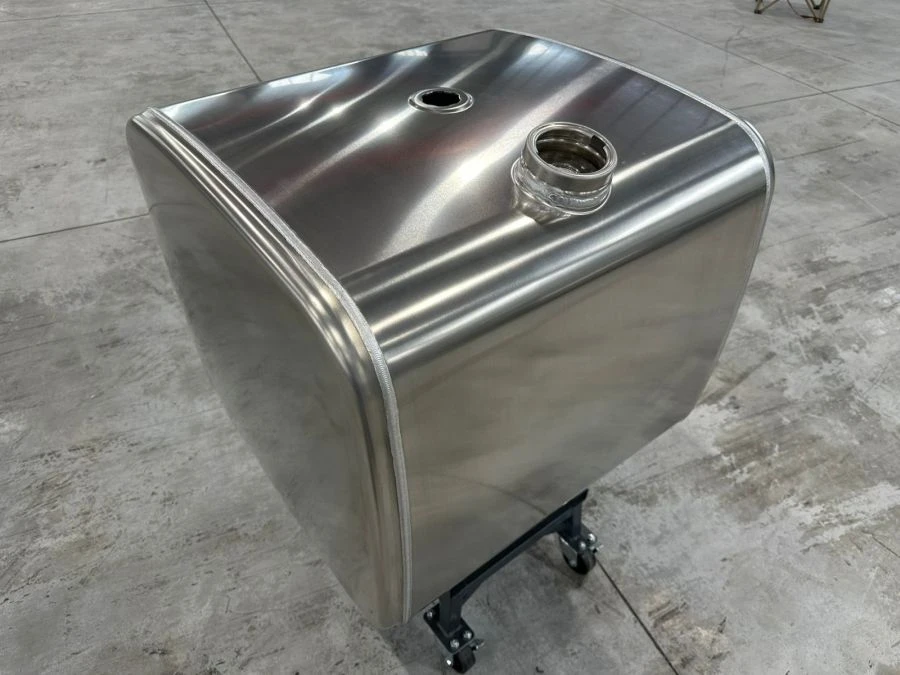 Fuel tank KMZ 5070-1101450-001, volume 450 litres, dimensions in mm.: 1460x505x700