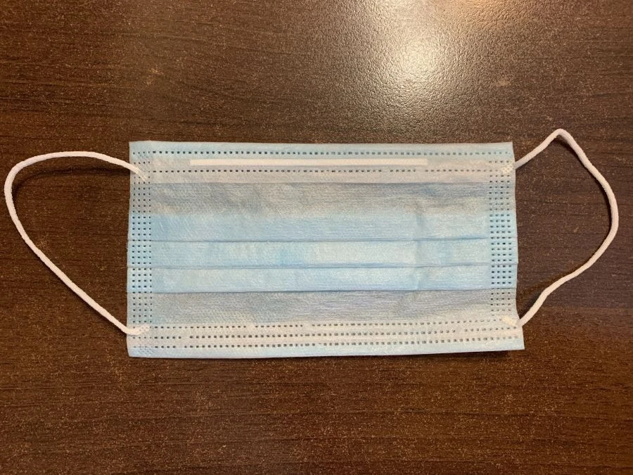Medical mask "Standard", 14x8 cm, disposable, three-layer, made of nonwoven material according to TU 32.50.50-001-03242181-2020.