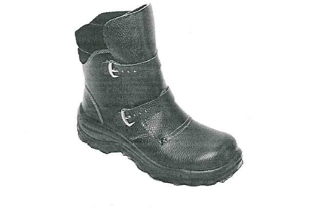 Special footwear for Transneft employees: women's boots BuoZh-06, for protection against mechanical impact (with KP underfoot 20