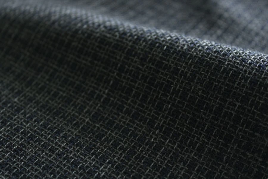 Woollen worsted suit fabric Article No. 18c24AR-DYA, colour 104-51