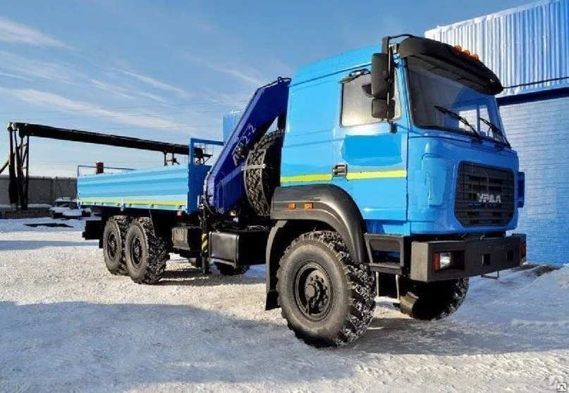 Flatbed, type 6YN31 of modification 6Y211F with CMU produced by Ural Lifting Mechanisms Plant LLC (UZPM LLC) for