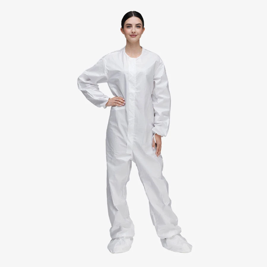 Disposable protective overalls with Isogarm shoe covers (sterile)