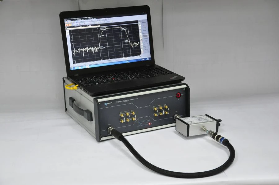 Vector circuit analyser R4226/2