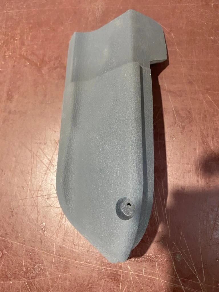320405-04-5325035 Left dashboard overlay