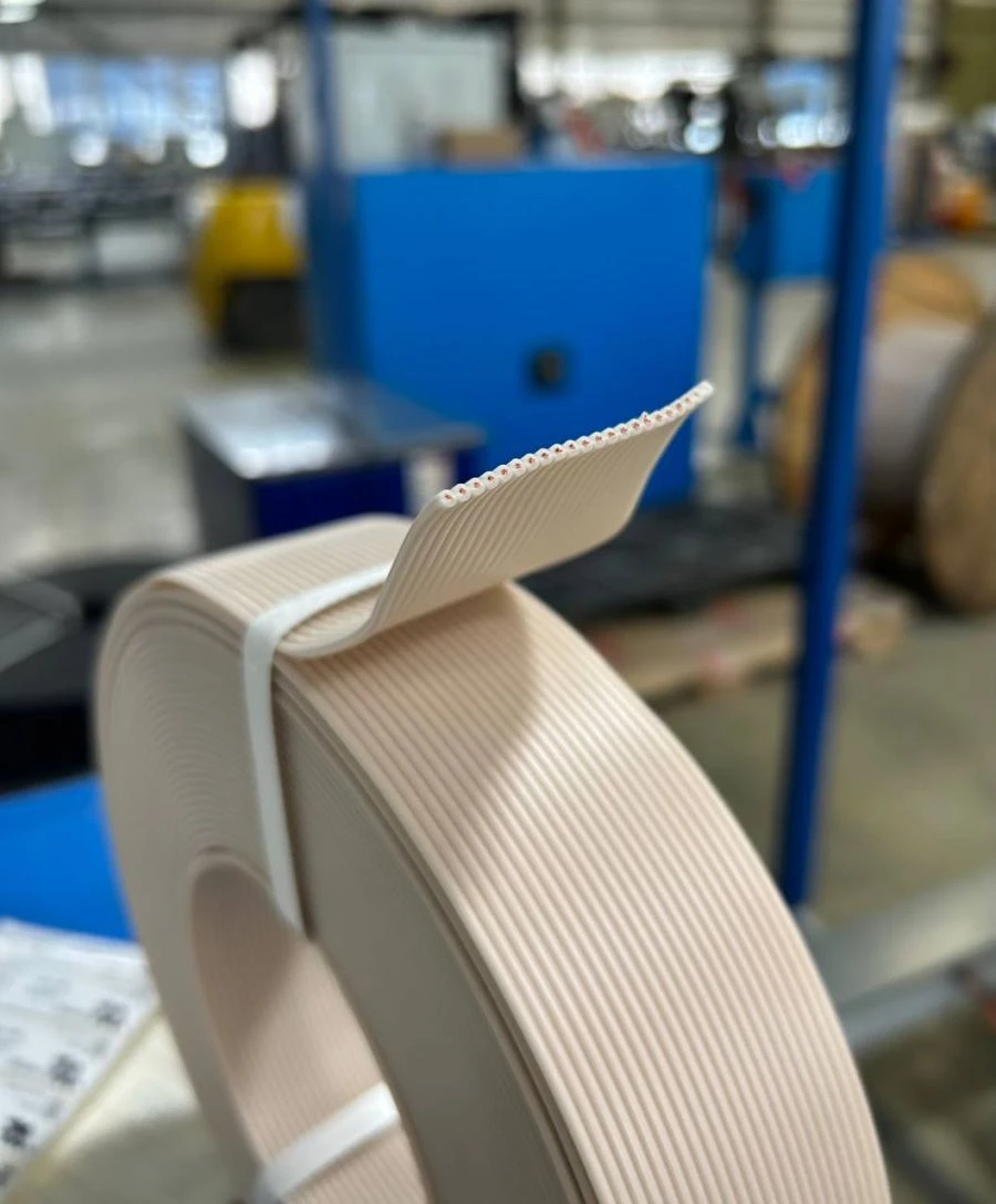 Flat installation wires of PUVPG grade