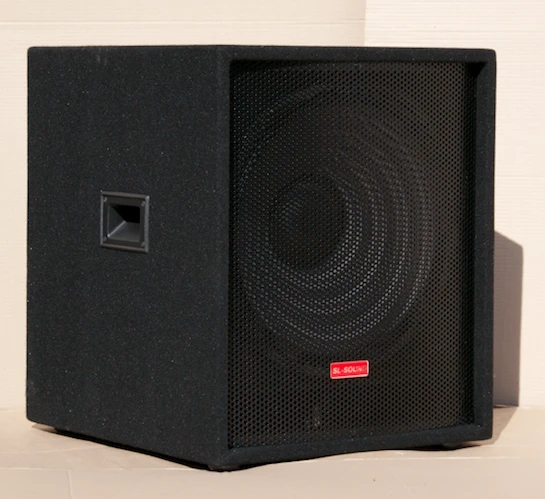 Acoustic subwoofer system