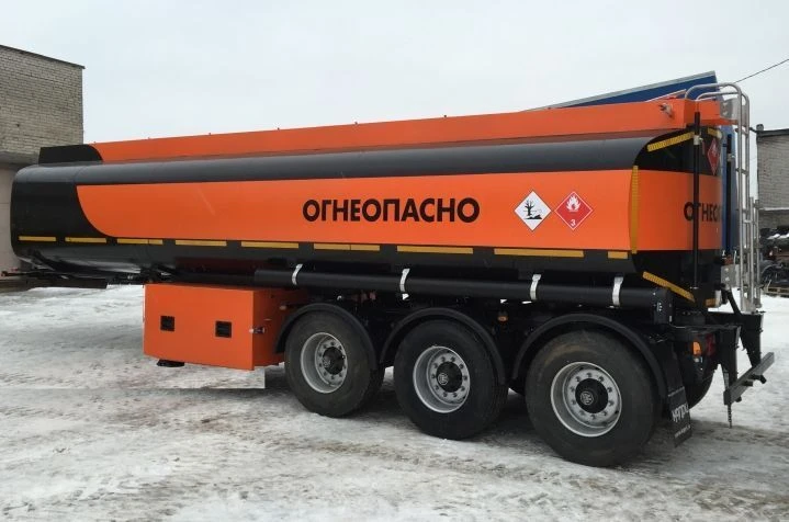 Semi-trailer for transport of oil products model 9639B
