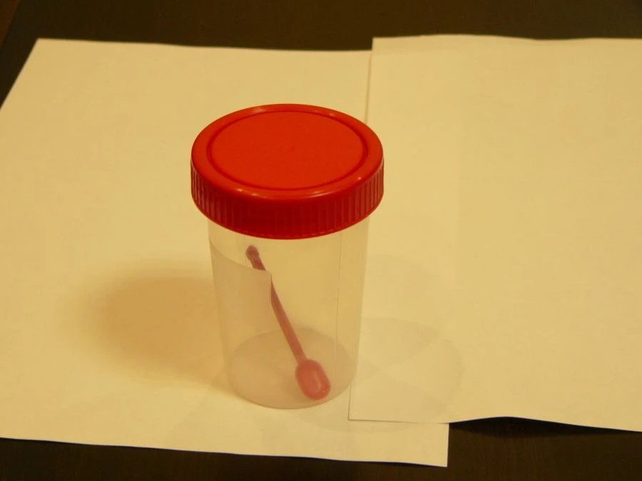 Polymer container for bioassays, disposable, non-sterile-KOP 150ml/K with spoon