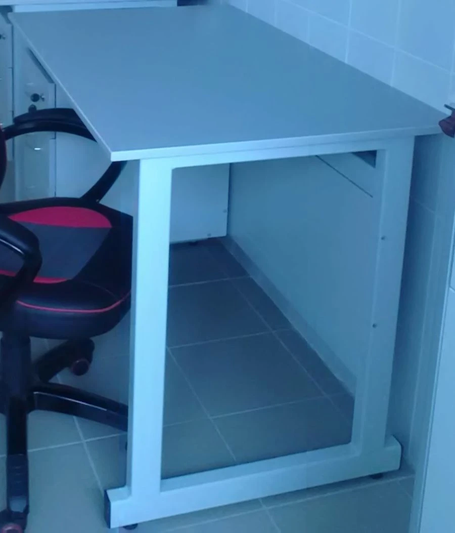 Laboratory table (type 1)