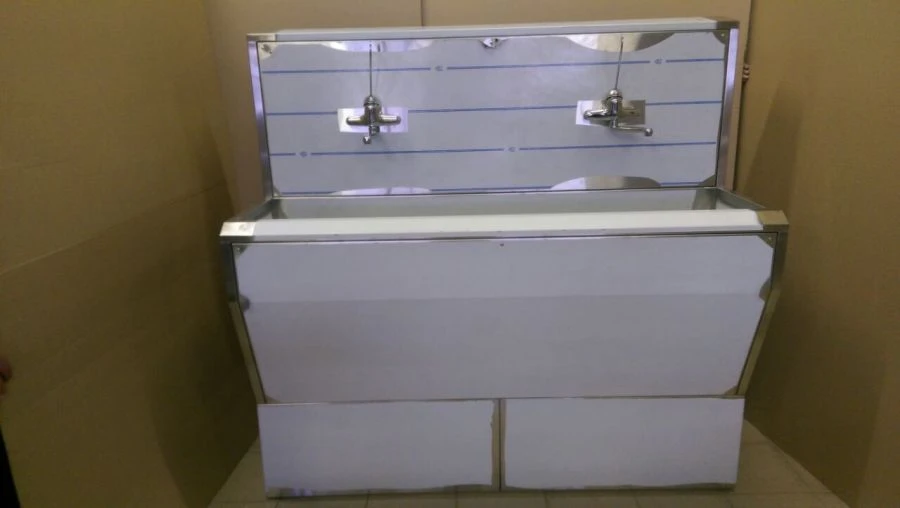 Surgical wall sink XMM-072 "LABROMED-3" according to TU 9451-008-13305037-2008