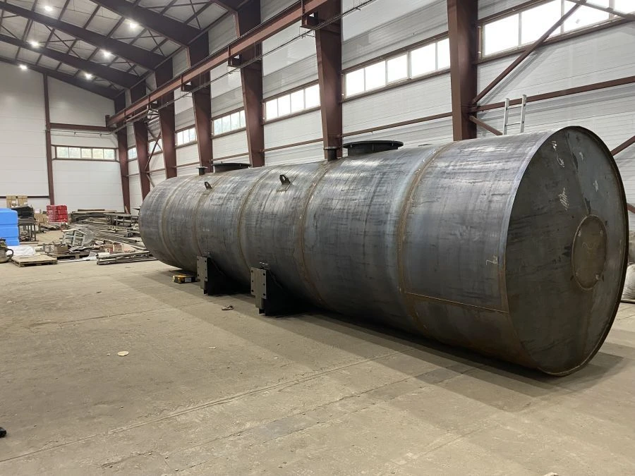 Horizontal steel tank for liquid media storage RGh