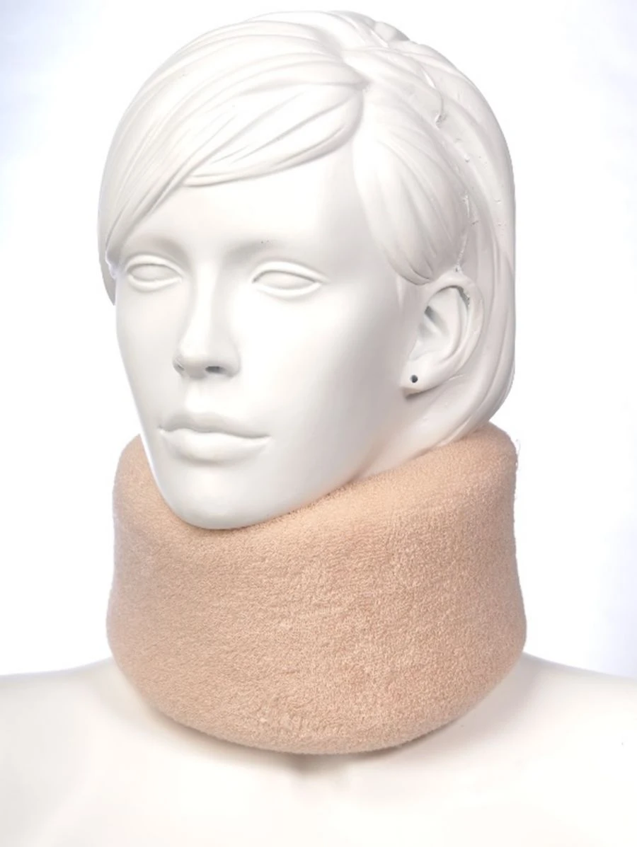 Cervical spine bandage (head support) of soft fixation