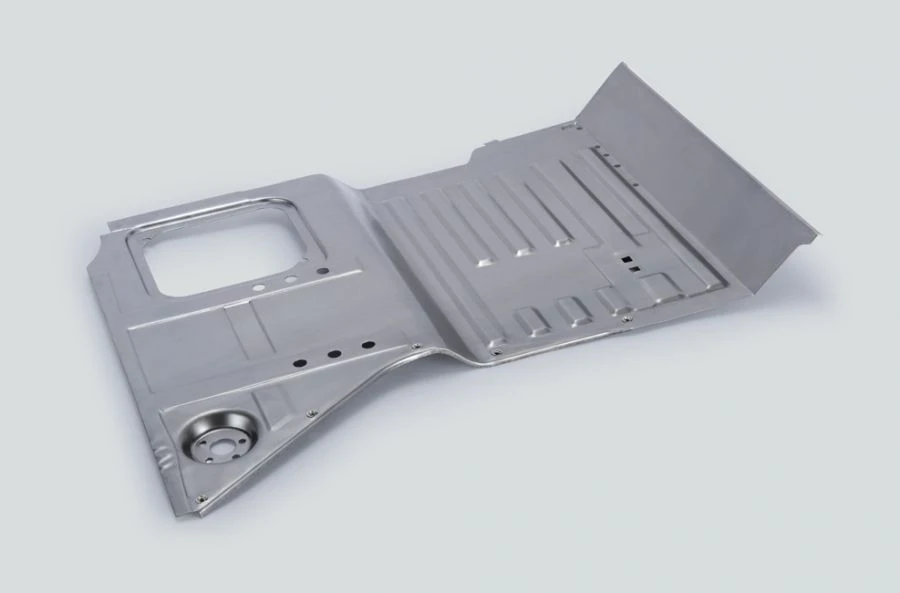 Floor panel front left 315100510101900
