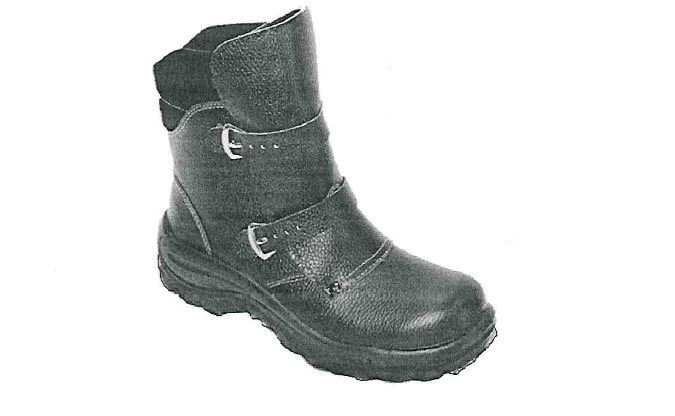 Special footwear of "Transneft" employees: women's boots BuoZh-04, for protection against mechanical influences (with KP underfo