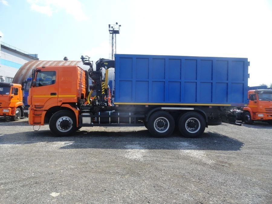 Special purpose vehicle with CMU VM10L74M (metal truck with CMU), model 5908KD