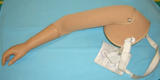 Prosthesis after shoulder dislocation functional-cosmetic