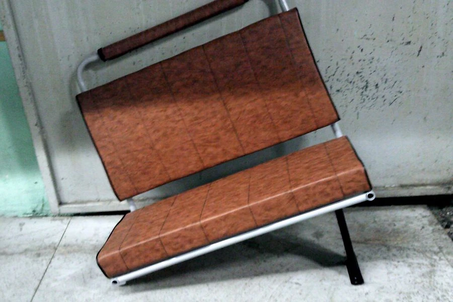 Double seat over front wheel right 32053-6840032