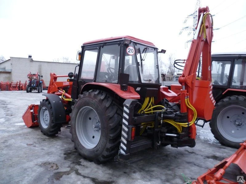 Single-bucket loader-excavator model EO-2626S-2
