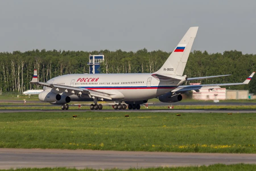 Maintenance of IL-96-300 aircraft No. 96023