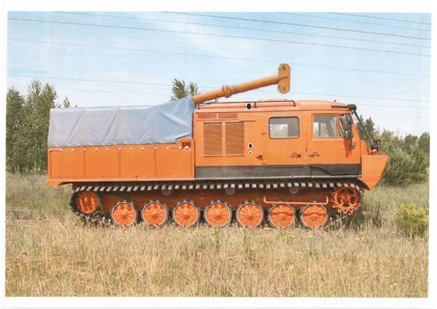 Tracked snowmobiler TTM 5906BK