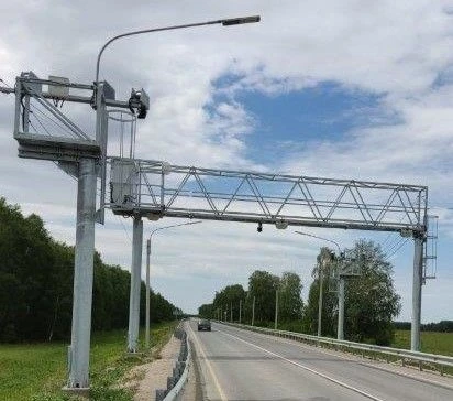 Automatic point of weight and dimensional control of vehicles in motion (APVGK ITS)