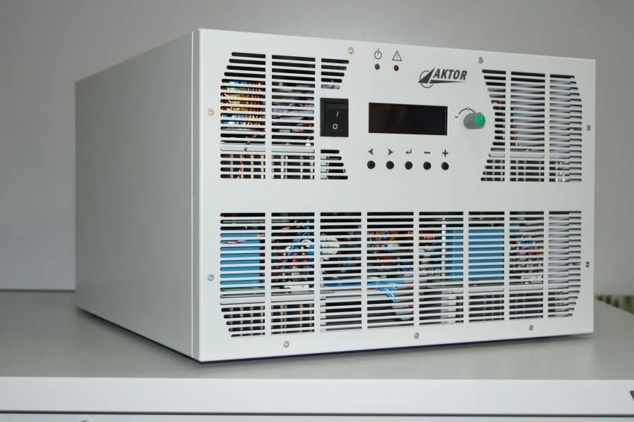 Voltage converter PNBA33-8/160/1200-KR