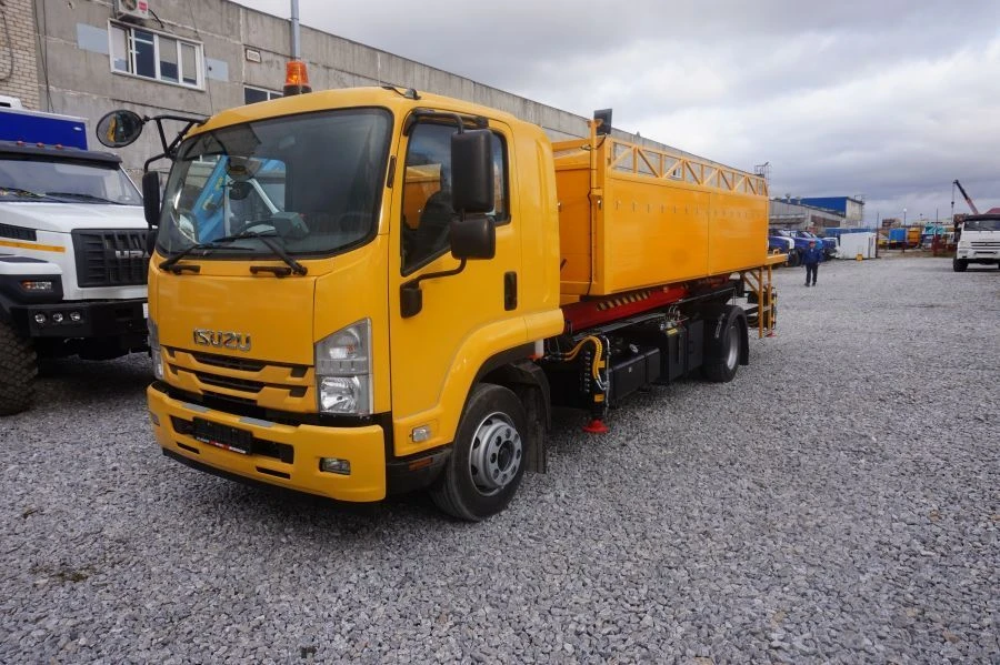 APK-10 on ISUZU chassis NQR90L-H, NQR90L-K, NQR90L-L, NQR90L-M. GIRD brand. Type 5765N. Modification 5765N-0000026. Design loade