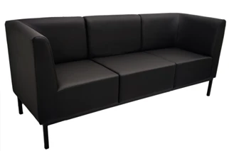 Three-seater sofa. Model: Rome