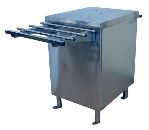 Element for installation of beverage machines LRS-ACC