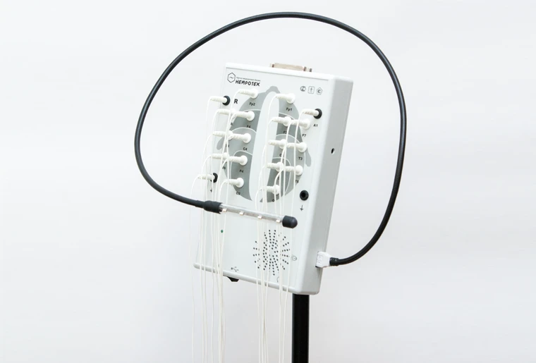 Computer complex for polygraphic registration of biopotentials (version "Compact-neuro" electroencephalographic system).