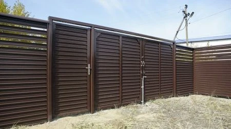 Sota Villa fence