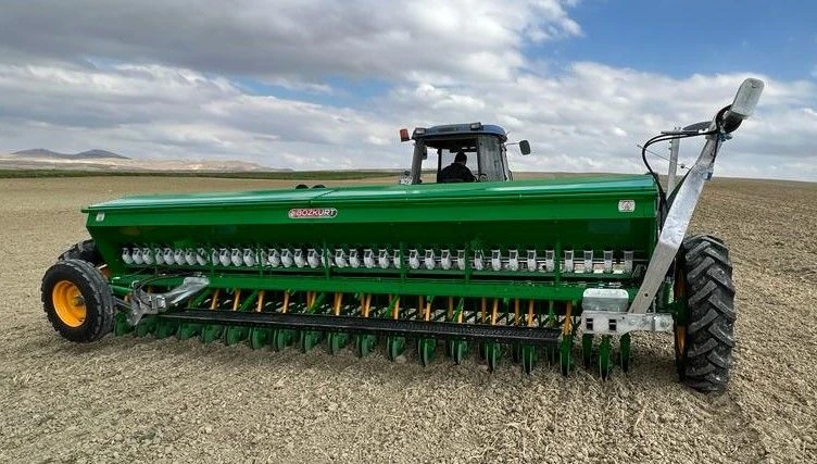 40-row mechanical variable speed grain wagon planter