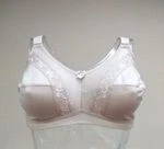Bra for fixation of breast exoprosthesis LF-24k