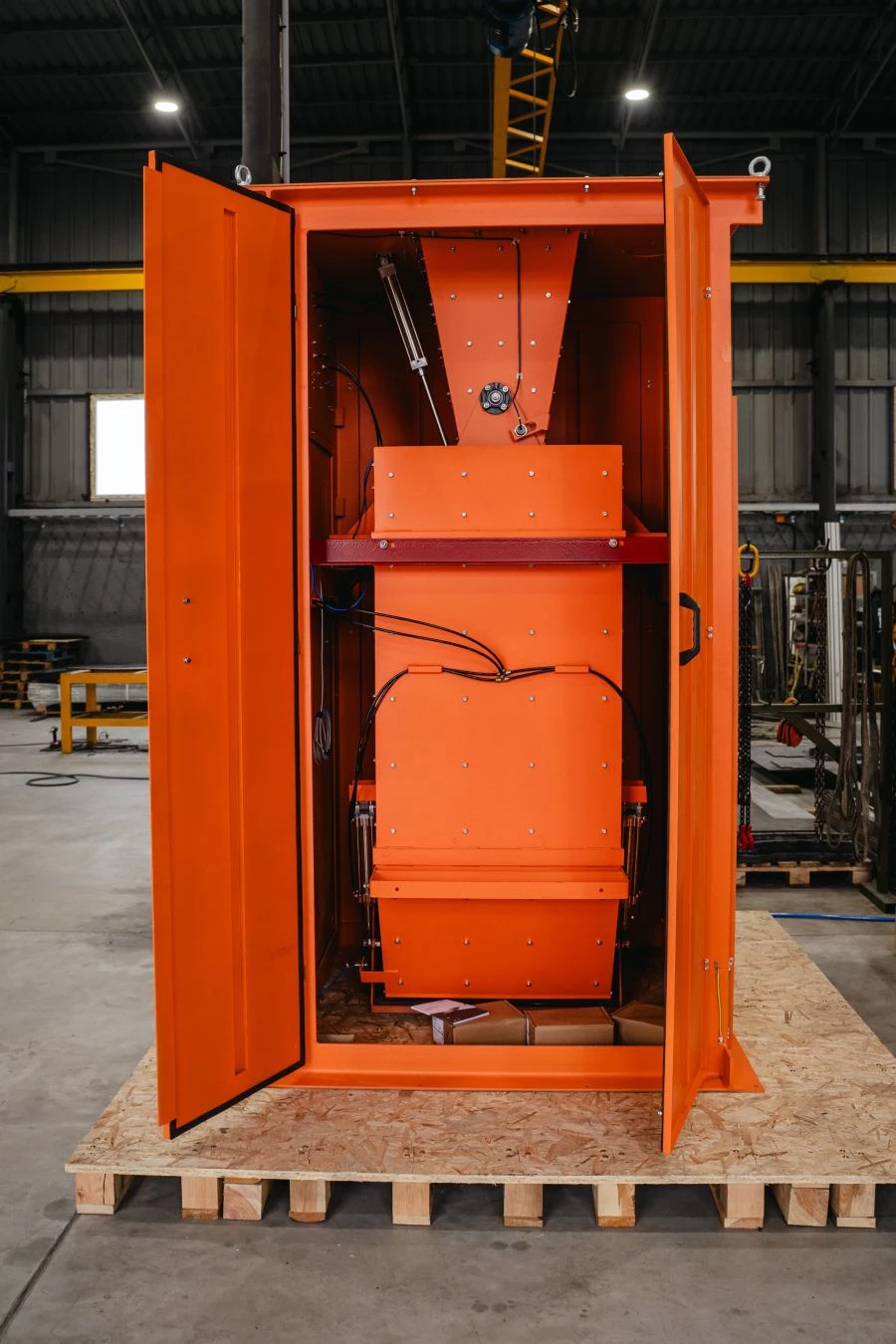TANAIS-200-L hopper scales