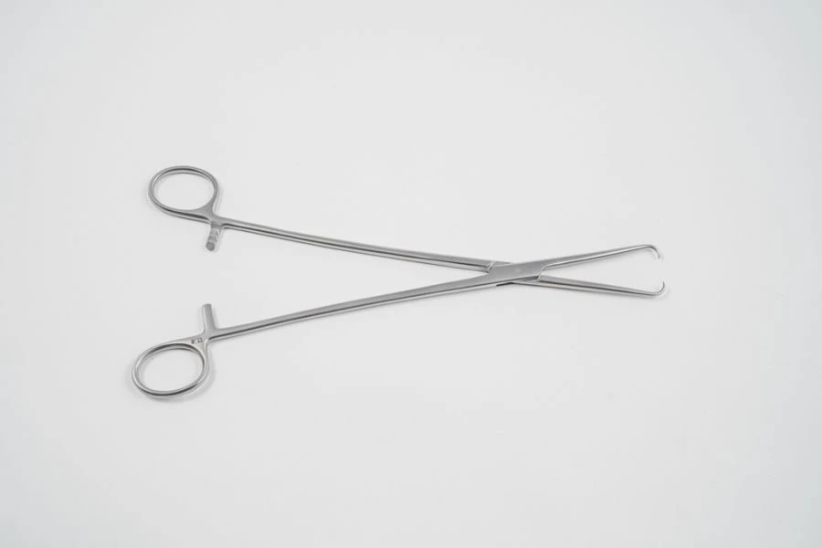 VZ-Shch-24, Single-tooth uterine forceps (bullet), for pulling back the body of the uterus.