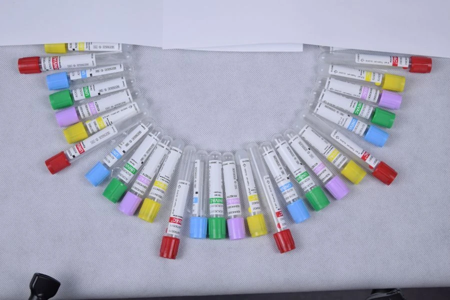 Vacuum tube for venous blood collection "UNIVAC®" fluoride/oxalate . Tube size 13x75. Tube size 13x75. Blood collection volume 3