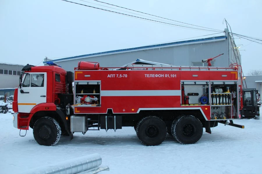 Fire-foam extinguishing vehicle APT 7, 5-40 (65111), type 4344-D1, modification 4344BL, on chassis of KAMAZ 65111-50.