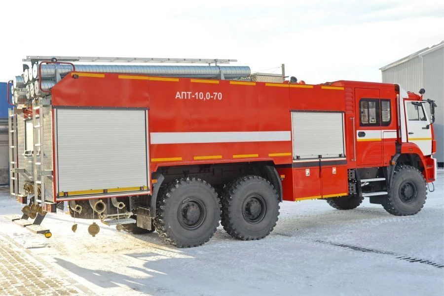 Foam extinguishing vehicle APT 10,0-?, type 58811K65222, modification 58811R, on chassis KAMAZ-65222-53